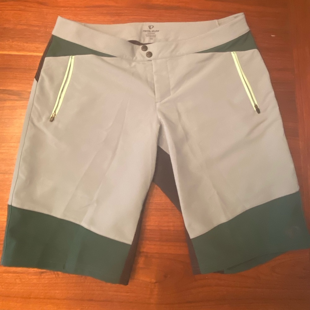 PEARL iZUMi Womens Cycling Shorts